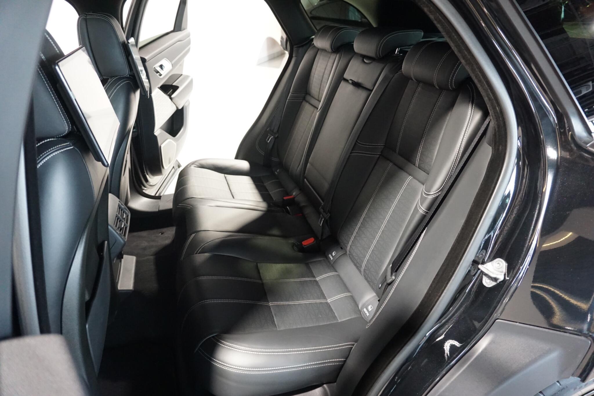 Land Rover Range Rover Velar 3.0 SD6 V6 R-Dynamic HSE SUV 5dr Diesel Auto 4WD Euro 6 (s/s) (300 ps)